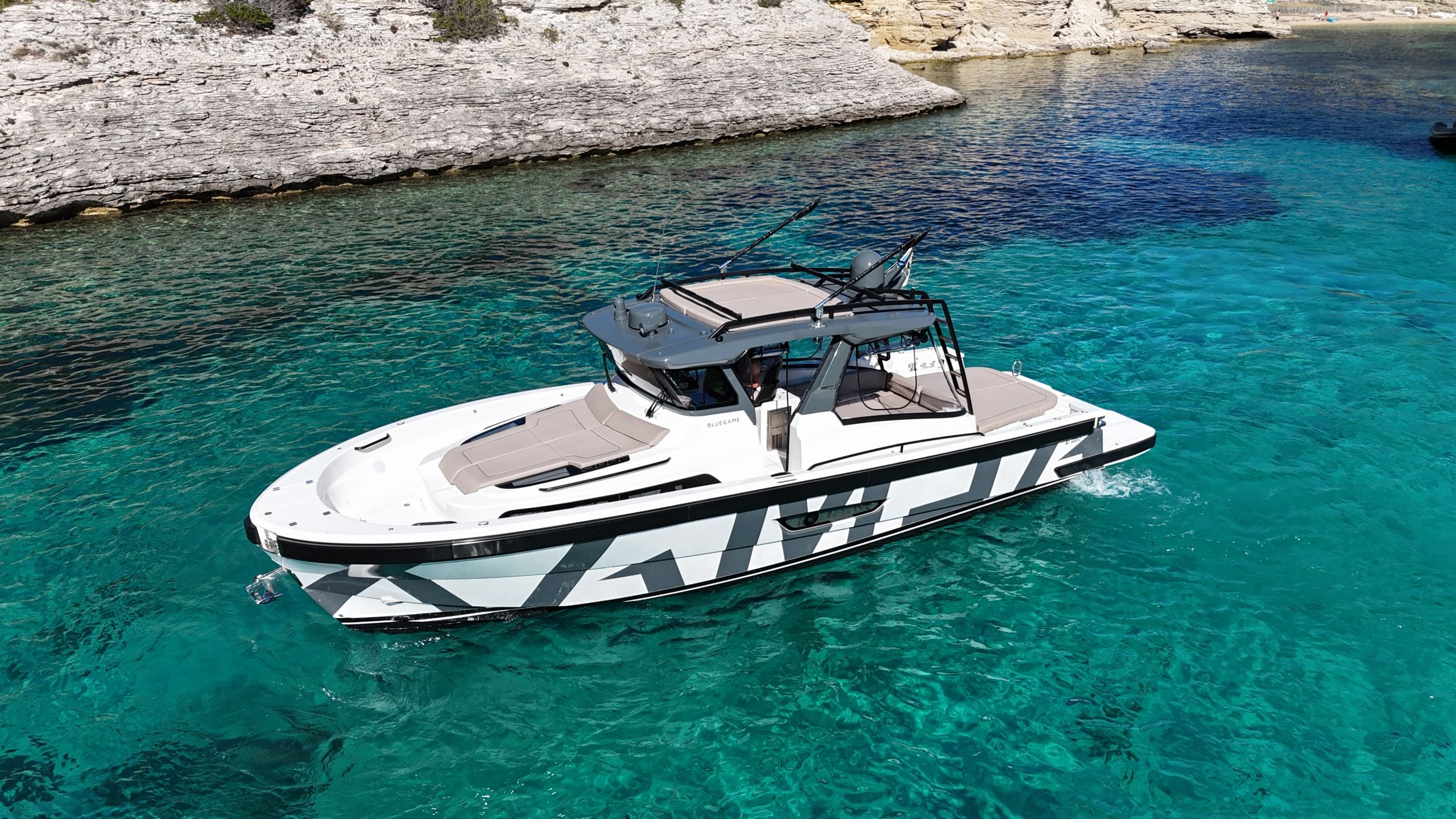 Photo Yacht pour location jour day charters